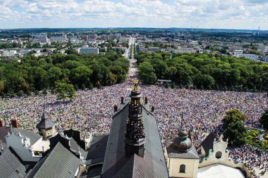 Half-Day Czestochowa Black Madonna Tour from Krakow - Meeting the Black Madonna