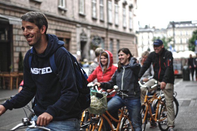 Highlights of Krakow Bike Tour - Small group - From Rynek Glówny to Krakow’s university quarter