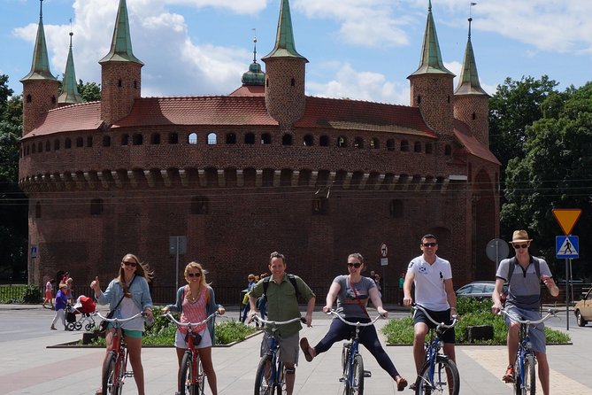 Highlights of Krakow Bike Tour - Small group - Wawel Castle, the dragon, and the Vistula