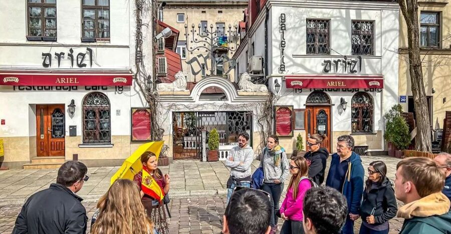 Jewish Krakow Walking Tour in English - Kazimierz’s seven surviving synagogues