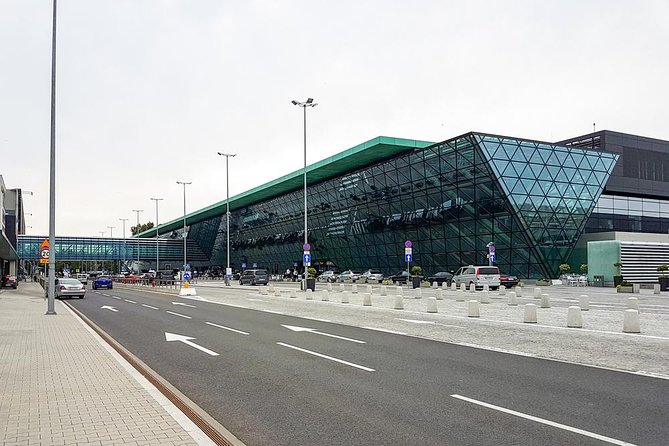 Katowice Airport Krakow Private Transfer, Private Driver Service - The drive from Katowice Airport to Krakow