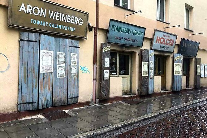 Kazimierz Jewish Quarter of Krakow with Schindler’s Movie Spots - Coffee, tea, and a local snack
