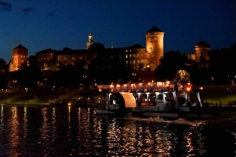 Krakow: 1-Hour Evening Vistula River Cruise - Church on the Rock and the return journey