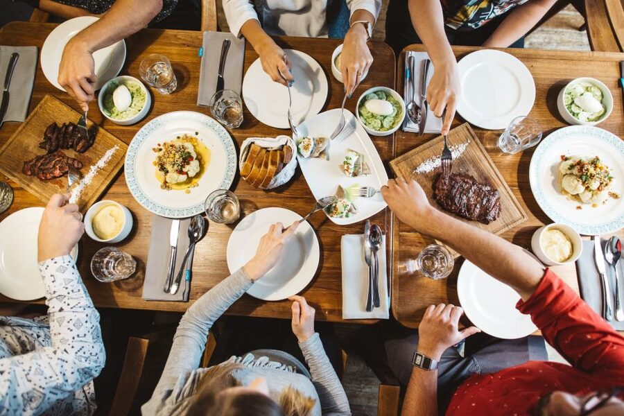Krakow: 4-Hour Polish Food Tour - Traditional plates and a progressive-dinner pace
