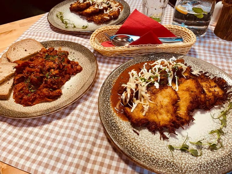 Krakow: 6-Course Full Polish Food Tour with Vodka Tasting - The first bite: Highland cheese and a taste of the mountains