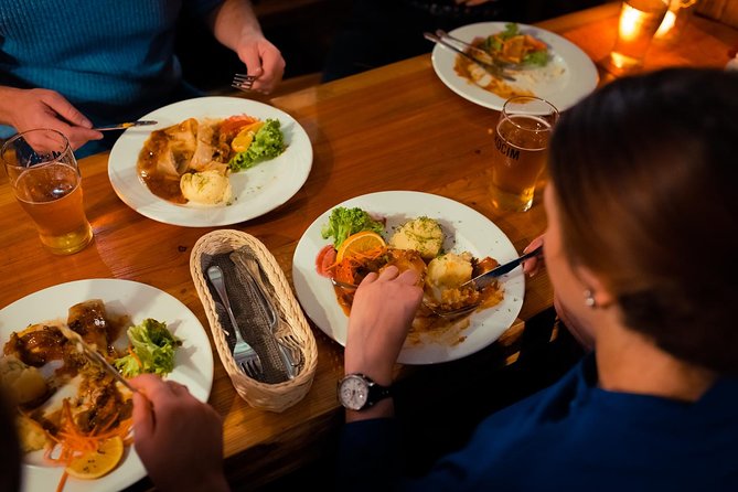 Krakow: 6-Course Full Polish Food & Vodka Tour - Starting at Rynek Główny after dark