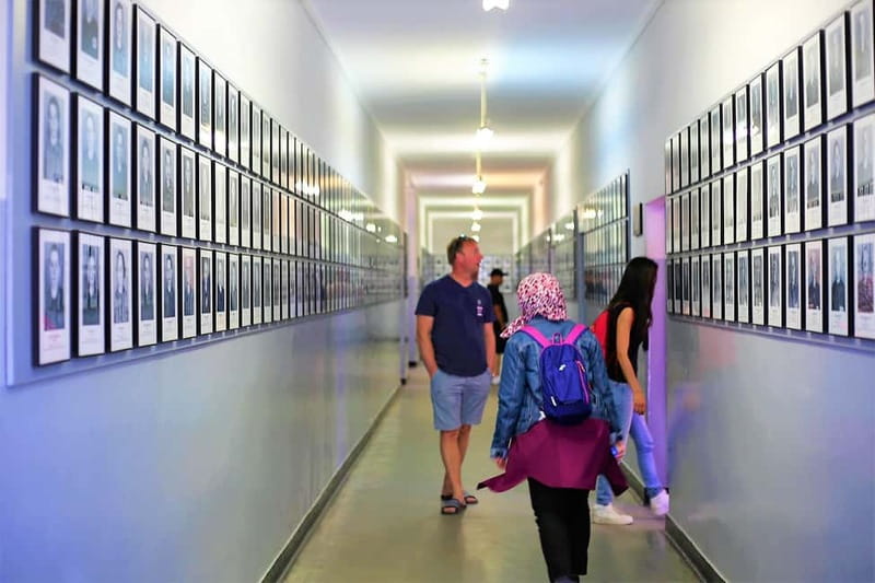 Krakow: Auschwitz-Birkenau Private Guided Tour - Who should choose this tour?