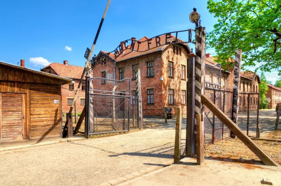 Krakow: Auschwitz Guided Tour with Optional Hotel Pickup - Auschwitz I: prison blocks and personal evidence