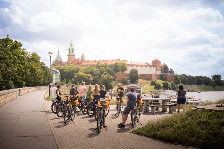 Krakow: Bike Tour of Old Town, Jewish Quarter and the Ghetto - Key points to know before you book