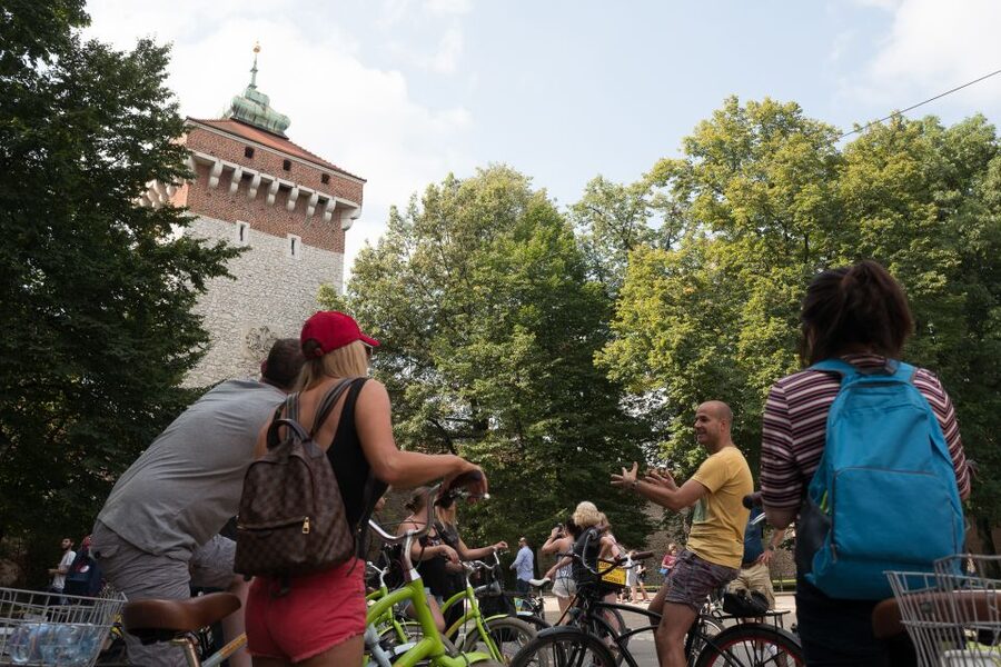 Krakow: Bike Tour of Old Town, Jewish Quarter and the Ghetto - Kazimierz: Krakow’s former Jewish quarter