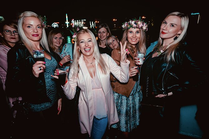 Krakow Boat Party - The open bar, and what it really adds
