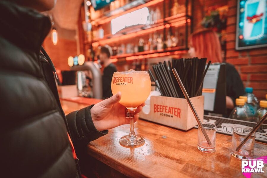 Krakow: Bottomless Brunch with 3-Course Meal and Drinks - The nachos with beer cheese sauce