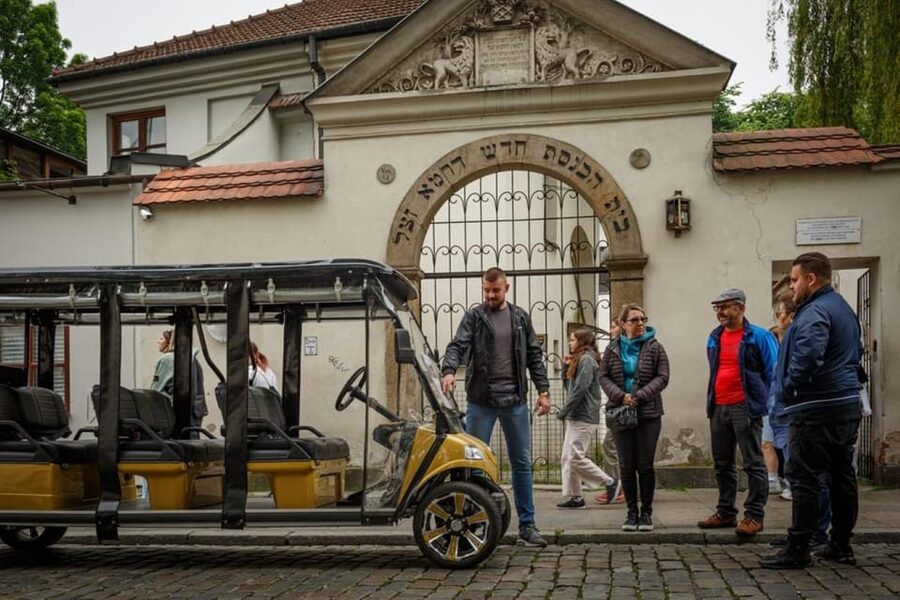 Krakow: City Sightseeing Tour by Shared or Private Golf Cart - Why a golf cart works well in Krakow