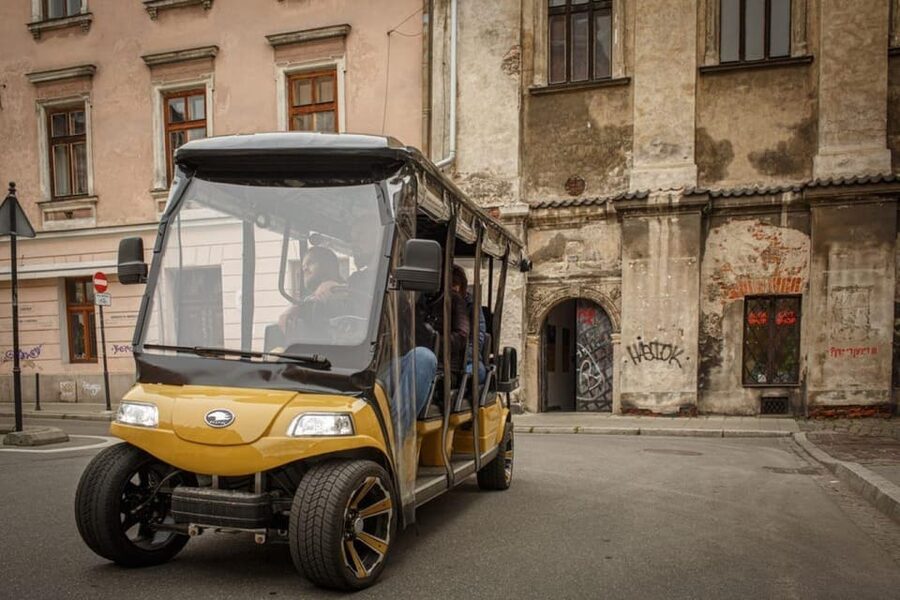 Krakow: City Sightseeing Tour by Shared or Private Golf Cart - Planty Park and Krakow’s medieval center