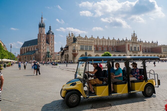 Krakow city tour by electric car - A quick ride through Krakow’s main story