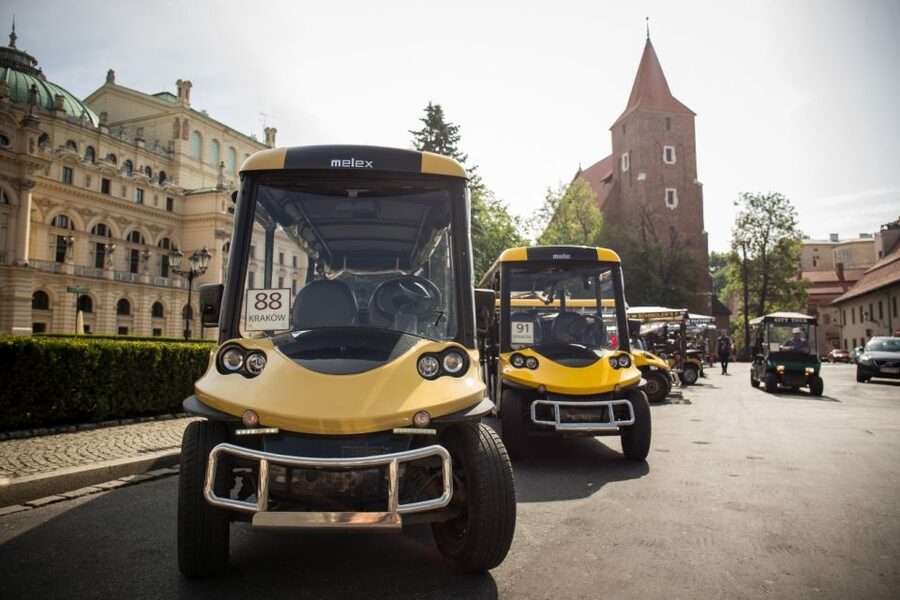 Krakow: City Tour of 3 Districts by Electric Car - Kazimierz: Jewish Krakow and its modern revival