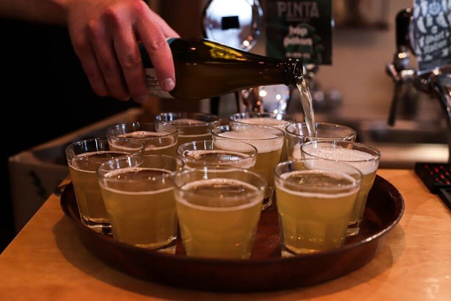 Krakow: Craft Beer Tasting City Walking Tour - Snacks, timing, and the final stop