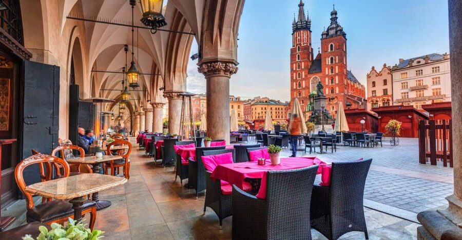 Krakow: E-Car City Tour - Seeing the former Jewish Ghetto