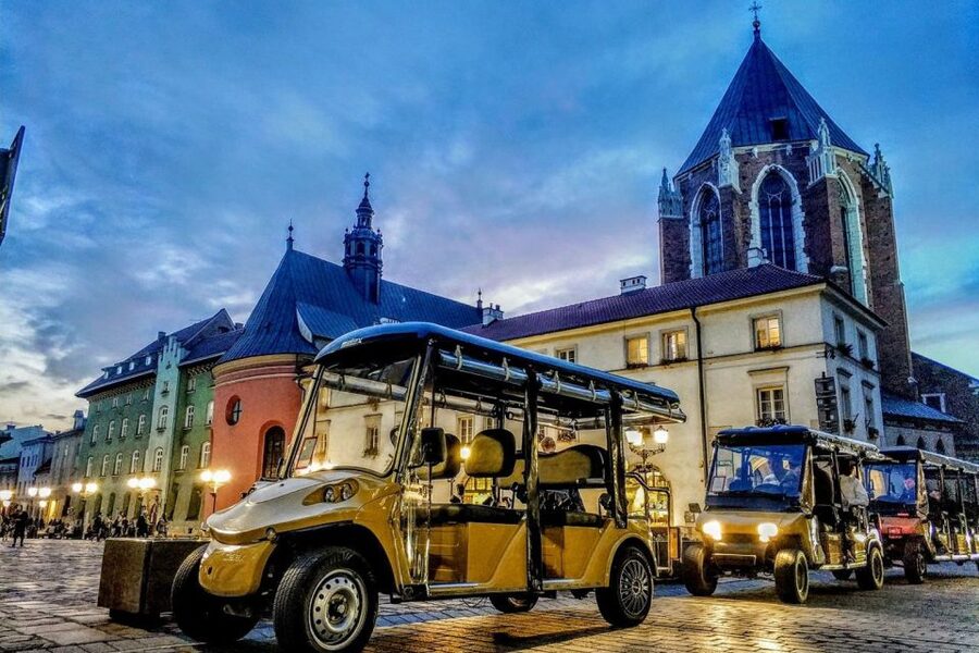 Krakow: Electric Golf Cart Tour of the Old Town - Why a golf cart works well in Krakow