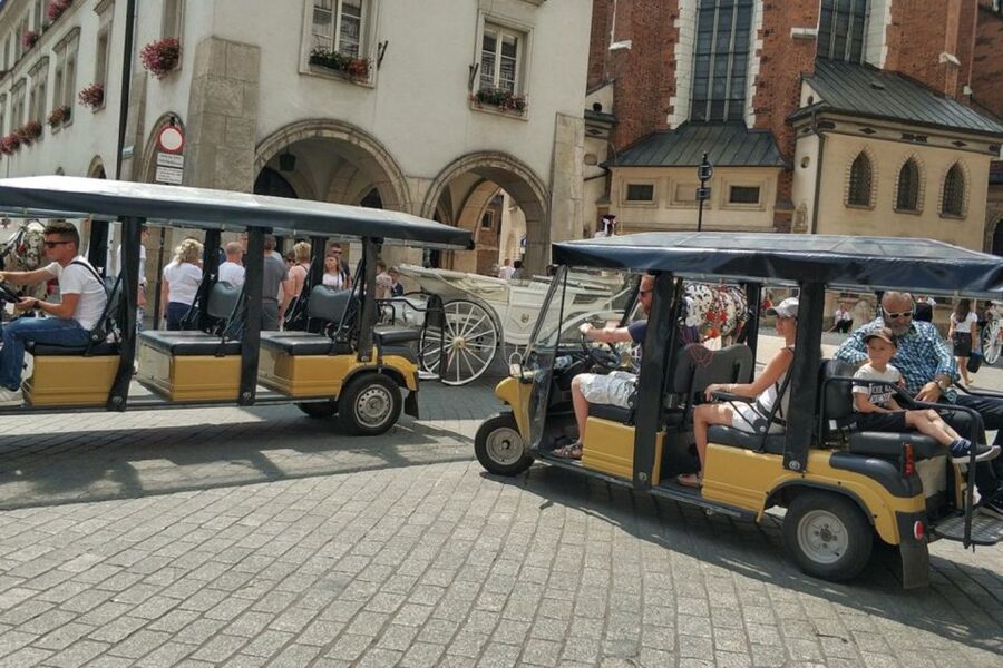 Krakow: Electric Golf Cart Tour of the Old Town - Meeting the cart on Mikołaja Zyblikiewicza Street