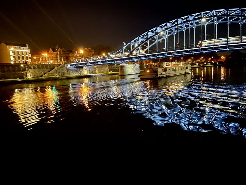 Krakow: Evening Cruise with a Glass of Wine - Key points to know before booking
