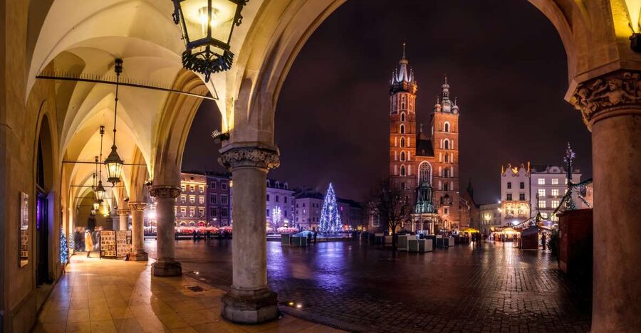 Krakow: Evening Walking Tour with Spooky Stories - Key points to know before you book