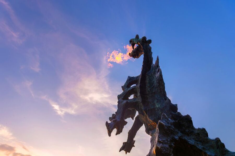 Krakow: Evening Walking Tour with Spooky Stories - Why Kraków’s dark side works after sunset
