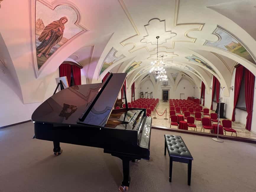 Krakow: Frédéric Chopin Classical Music Candlelight Concert - Who should attend, and who should skip it?