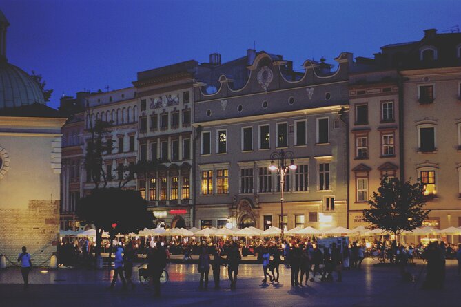 Krakow: Guided City Tour by Golf Buggy (with hotel pickup) - What the buggy is like in winter