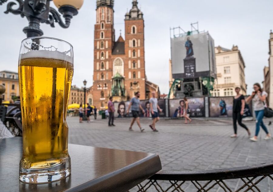 Krakow: Guided Craft Beer Tour - Second stop: Grodzisk and two Polish specialties