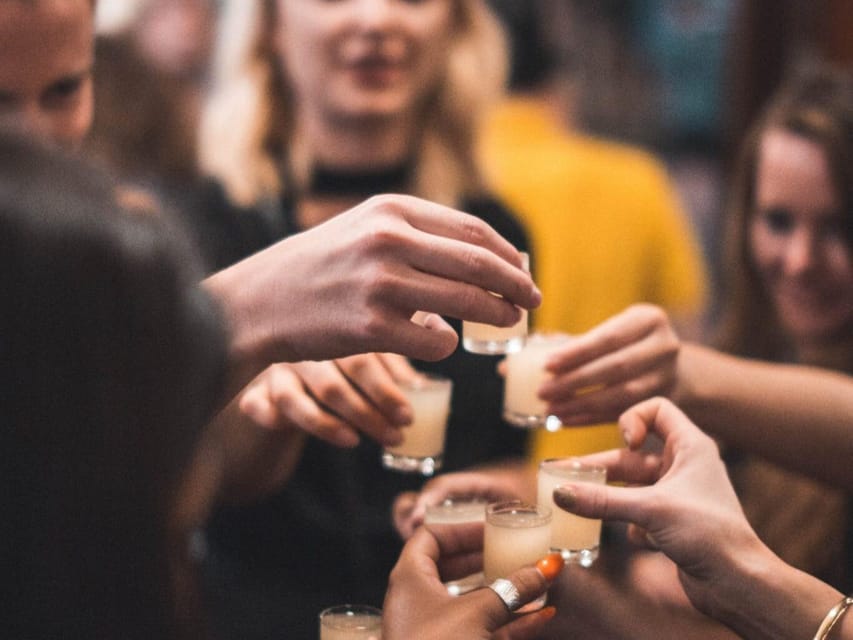 Kraków: Guided Vodka Tour with Food and Drink Tastings - Key points to know before booking