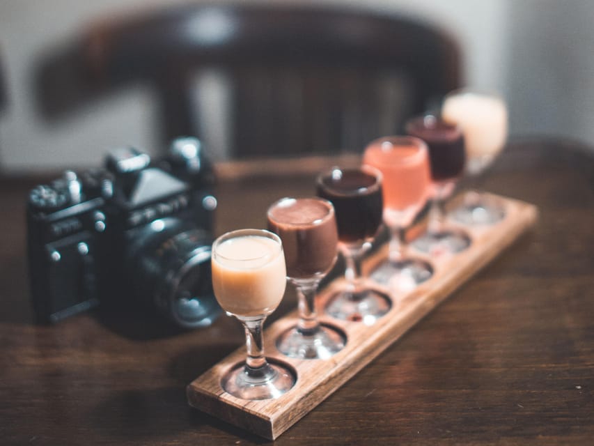 Kraków: Guided Vodka Tour with Food and Drink Tastings - What the guide adds to the experience