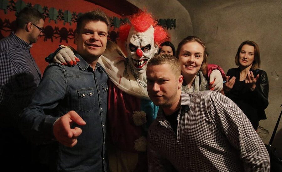 Krakow: Horror House Entry Ticket - The horror style: actors, darkness, and jump scares