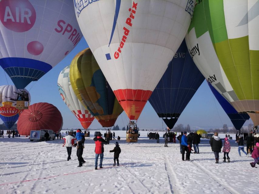Kraków: Hot Air Balloon Flight with Champagne - A slow ride rather than a thrill attraction