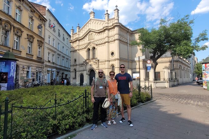 Krakow Jewish District and Ghetto Guided Tour in a Small Group - Plac Bohaterow Getta and the empty-chair memorial