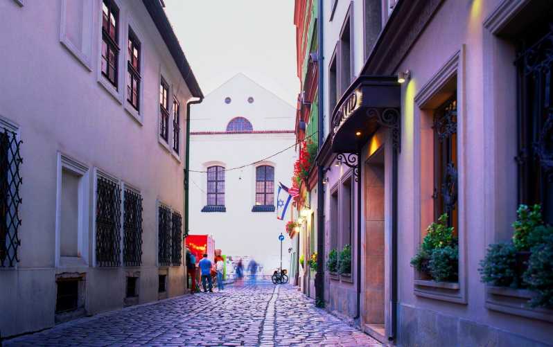 Krakow: Jewish Quarter and Former Ghetto Tour by Golf Cart - Starting in Kazimierz at Sekret Smaku