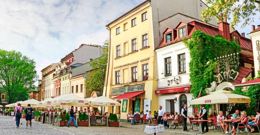 Krakow: Jewish Quarter and Schindler's Factory Guided Tour - The wartime story behind Schindler’s Factory