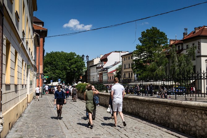 Krakow: Jewish Quarter Guided Walking Tour - Starting at Grodzka Street and reaching Kazimierz