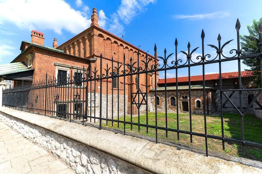 Kraków: Jewish Quarter & Schindler’s Factory Guided Tour - Key points to know before booking