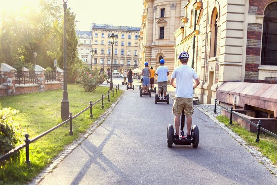 Krakow: Jewish Quarter Segway Tour - Seeing Kazimierz beyond the cafe scene