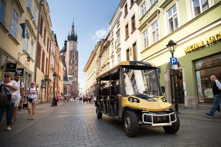 Krakow: Jewish Traces Private Electric Car Tour - Starting with Krakow’s medieval heart
