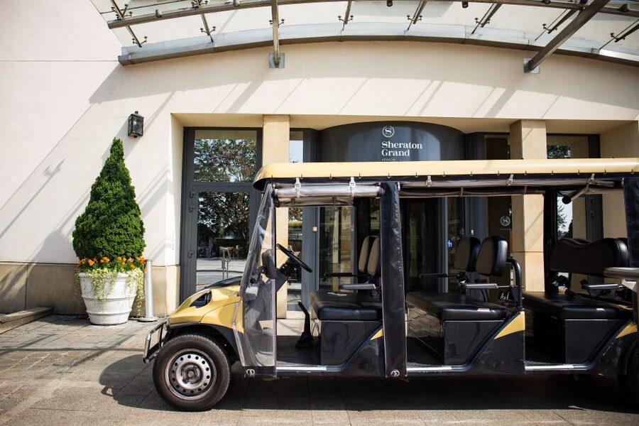 Krakow: Jewish Traces Private Electric Car Tour - Booking details that matter