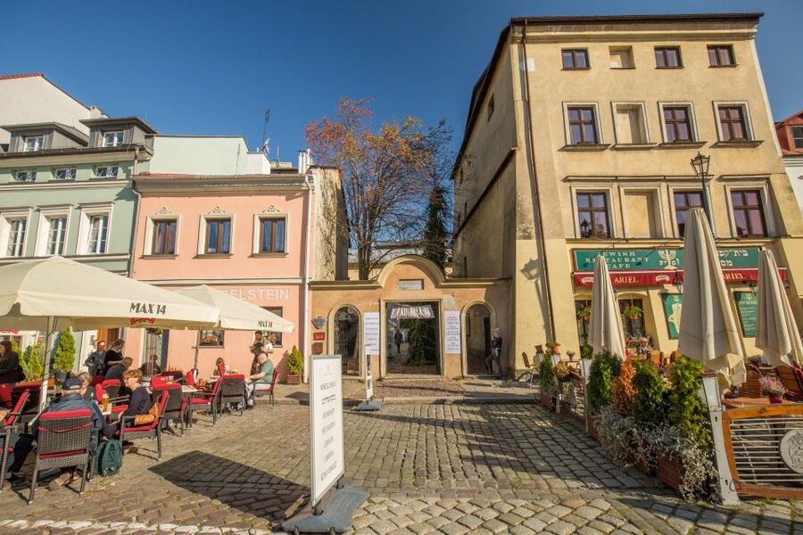 Krakow: Kazimierz Jewish Quarter Walking Tour - Key points at a glance