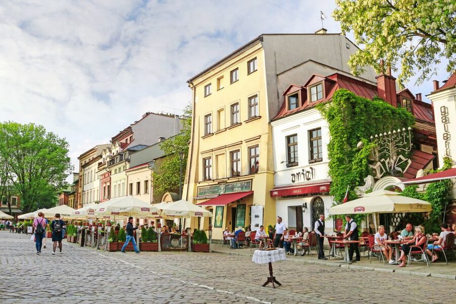Krakow: Kazimierz, Schindler's Factory & Ghetto Guided Tour - Starting at the Old Synagogue in Kazimierz