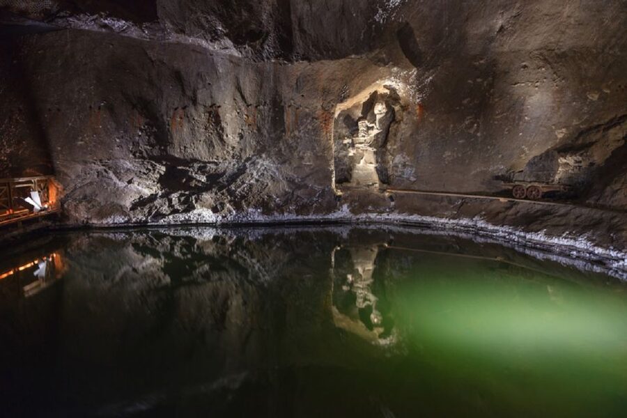 Krakow: Lazy Catamaran River Cruise and Salt Mine Group Tour - Seeing Wawel from water level