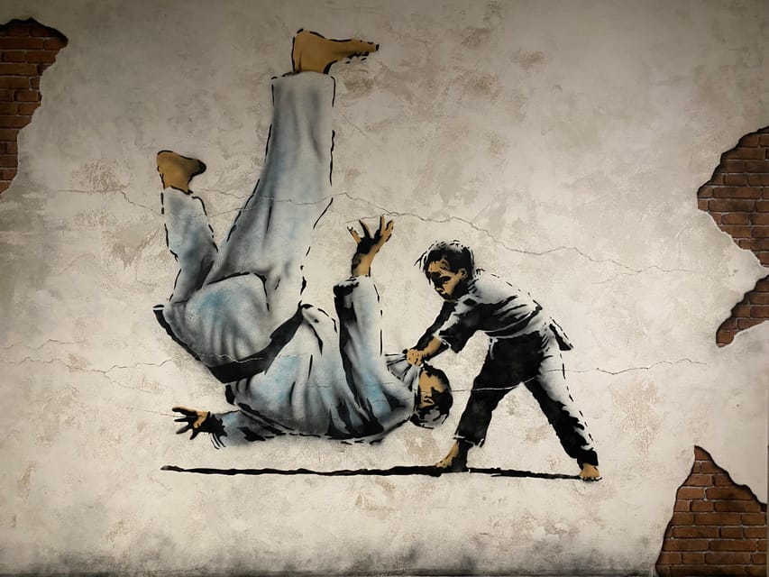 Krakow: Muzeum Banksy Entry Ticket - Sound, war themes, and the serious side of the exhibition