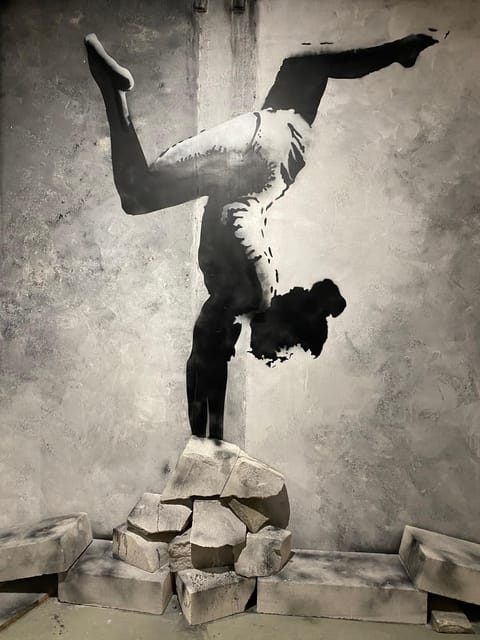 Krakow: Muzeum Banksy Entry Ticket - A self-guided route with room to think