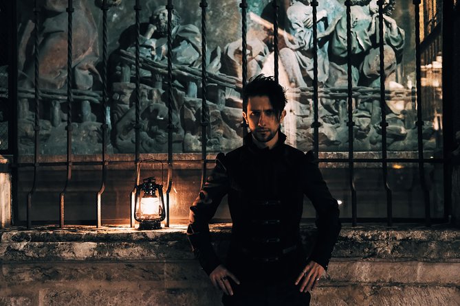 Krakow Night Tour: Ghosts, Vampires and Legends of the Old Town - Starting at plac Mariacki beside Rynek Glowny