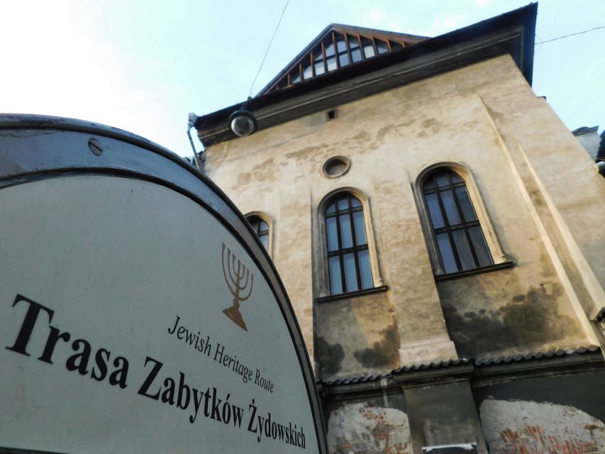Krakow Old Town and Jewish Quarter in one guided walk - What the private format is worth at $209