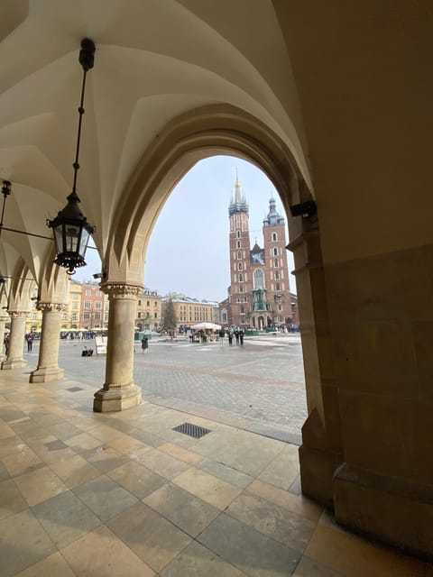 Krakow: Old Town and Kazimierz Guided Bike Tour - Key points to know before you ride